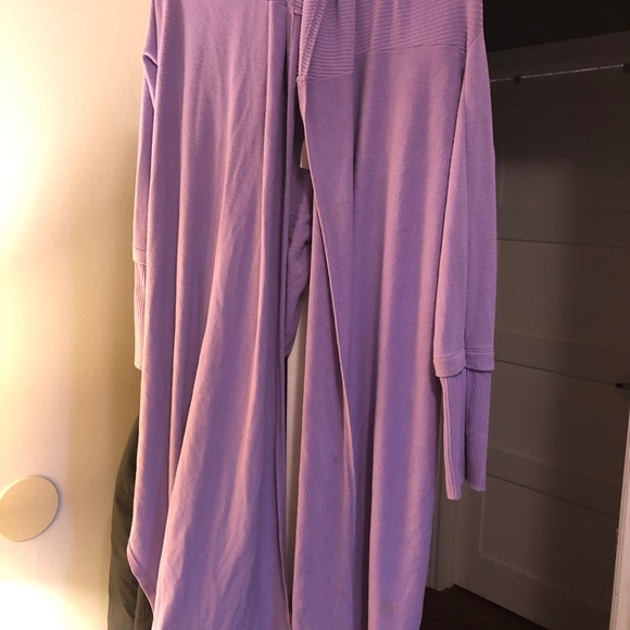 Purple cardigan - Picture 2 of 6